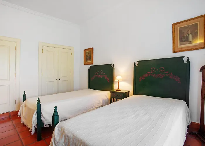 Villa Quinta Centieira-scalab Wine Estate *